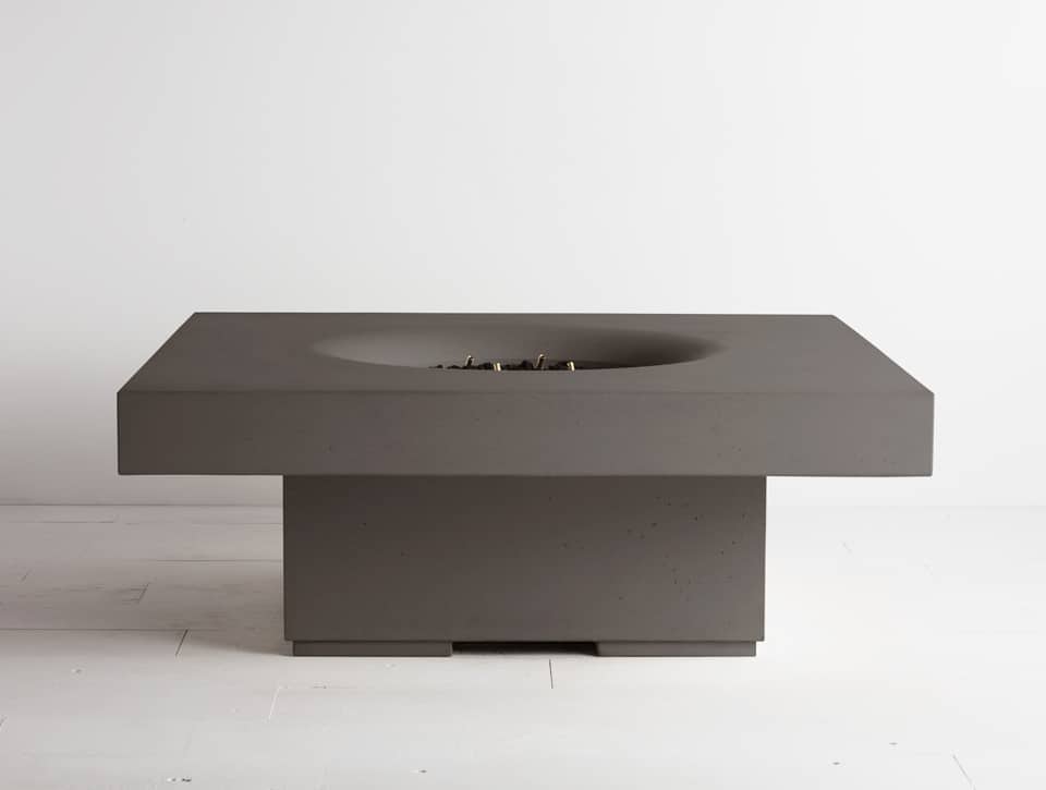 Solus Elevated Halo Fire Table