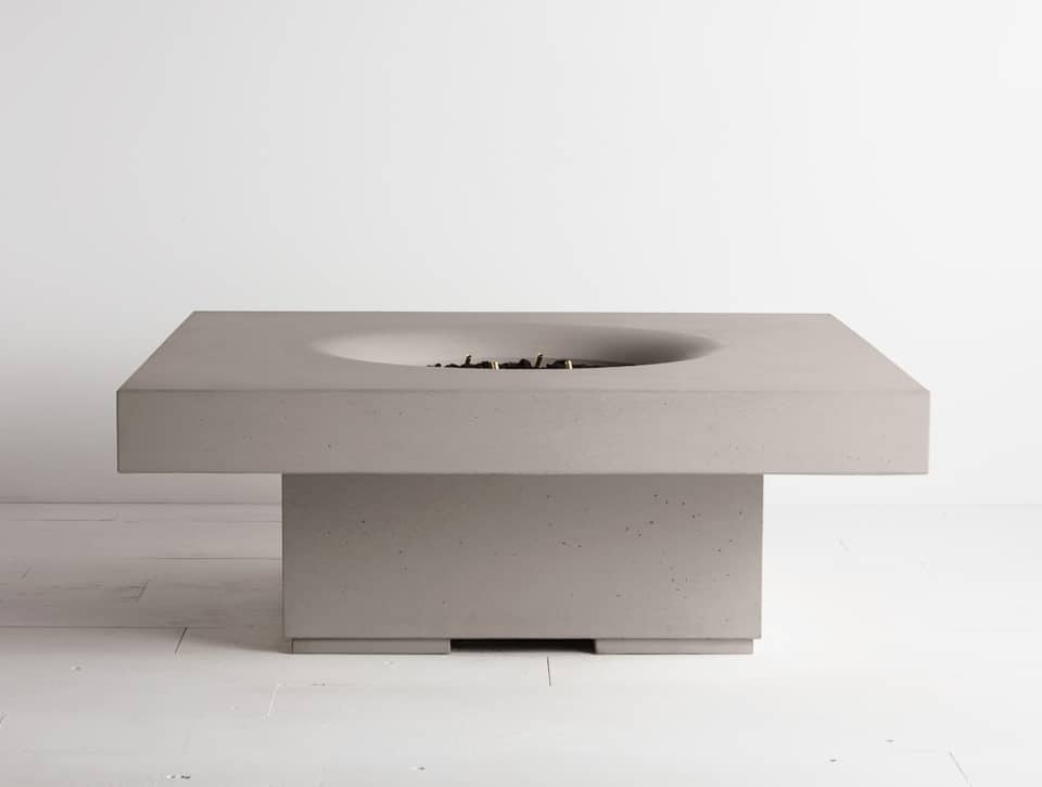 Solus Elevated Halo Fire Table