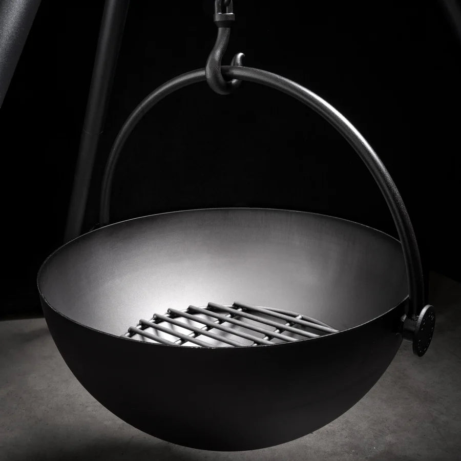 Cowboy Cauldron Fire Pit - The Dude 24"
