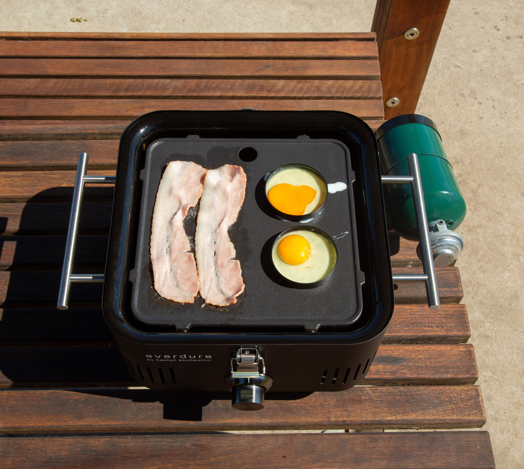 Everdure CUBE Proflame 360 Portable Gas Grill With Roasting Hood