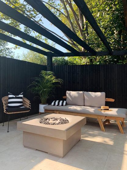 Solus Elevated Halo Fire Table