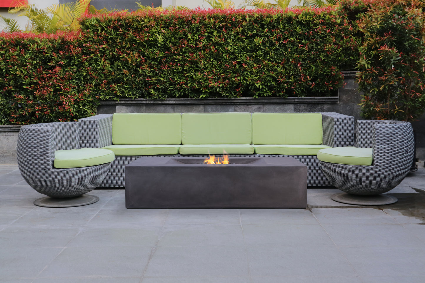 Moderne Fire Table – The Professional Line by Pyromania Fire